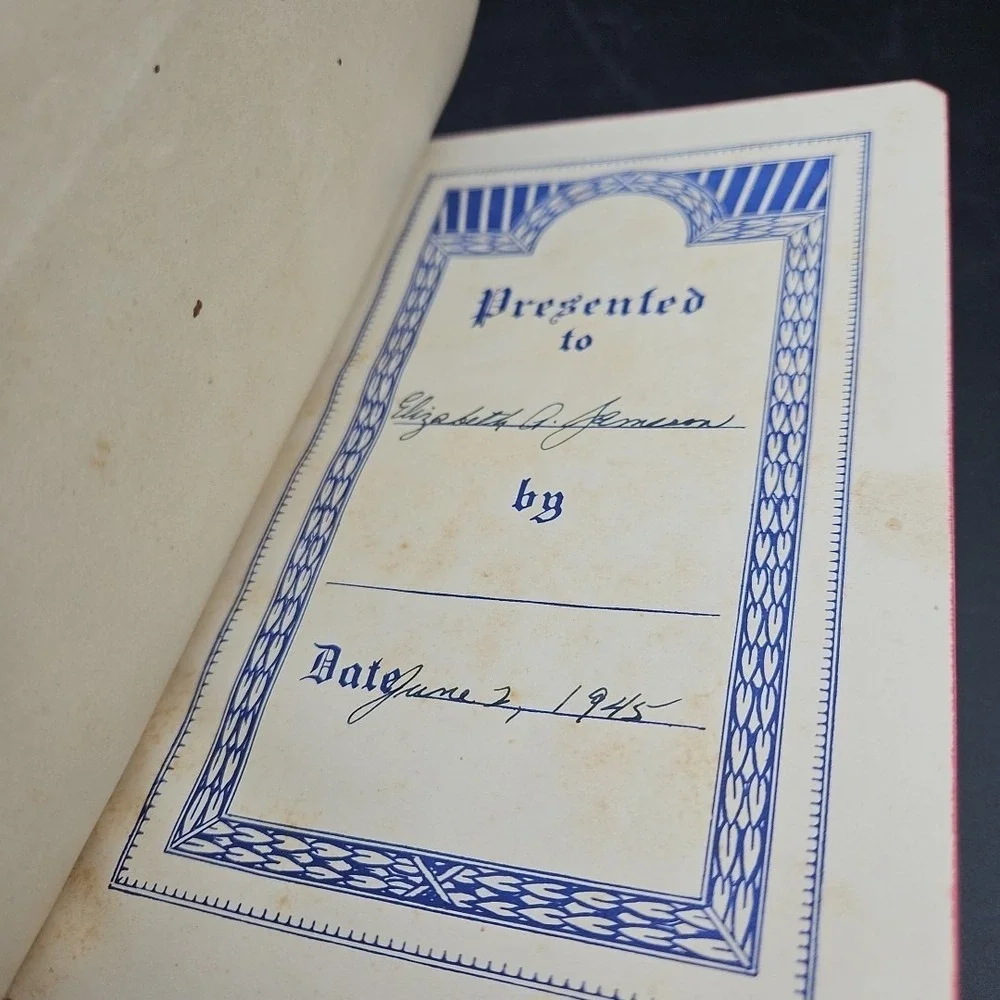Vintage‎ Holy Bible With Helps Illustrated 1945